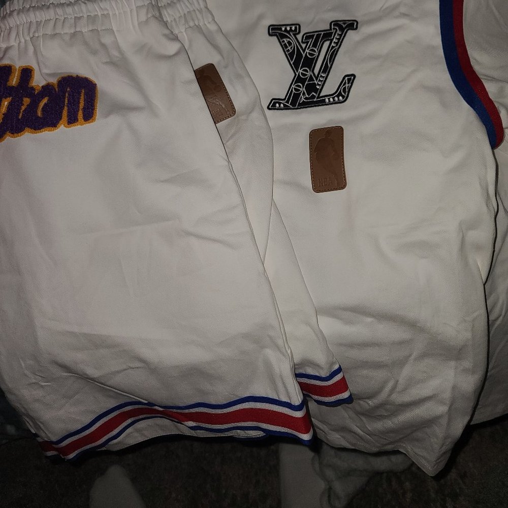 Lv NBA set shirts n shirt /Not authentic